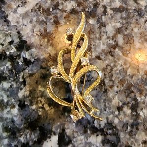 Gerry's Goldtone Rhinestone Fern Brooch